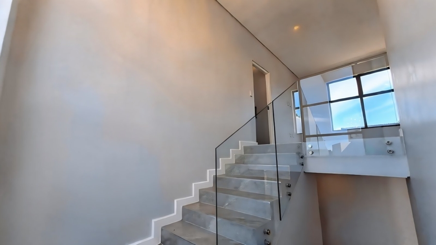4 Bedroom Property for Sale in Sandown Western Cape